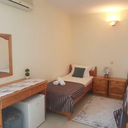 Къща за гости Casa Bella Свети Влас